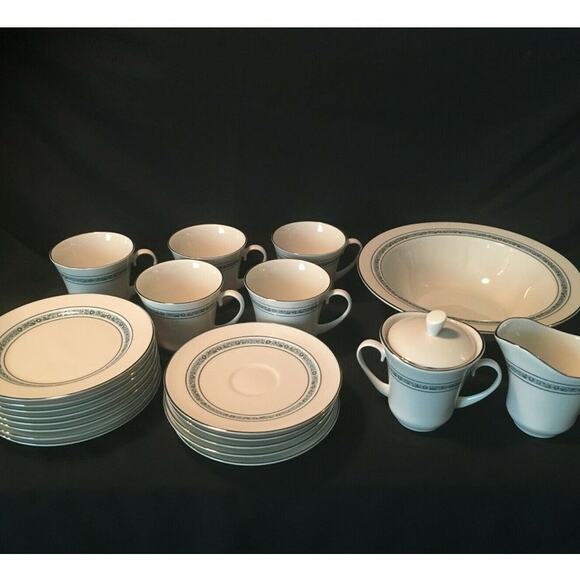 SALE 22 Pc Vintage Pickard China Service Set in Candlelight - Picture 1 of 12